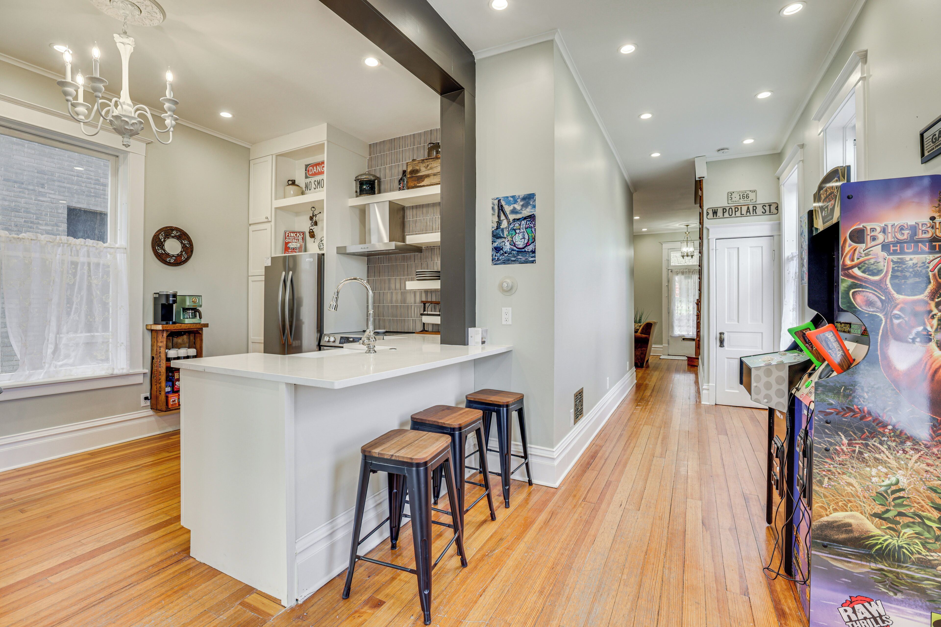 House (3 Bedrooms) | Interior