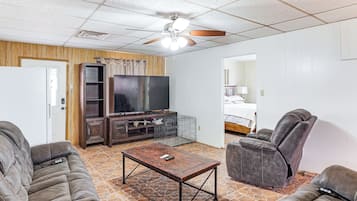 Rumah (2 Bedrooms) | Interior