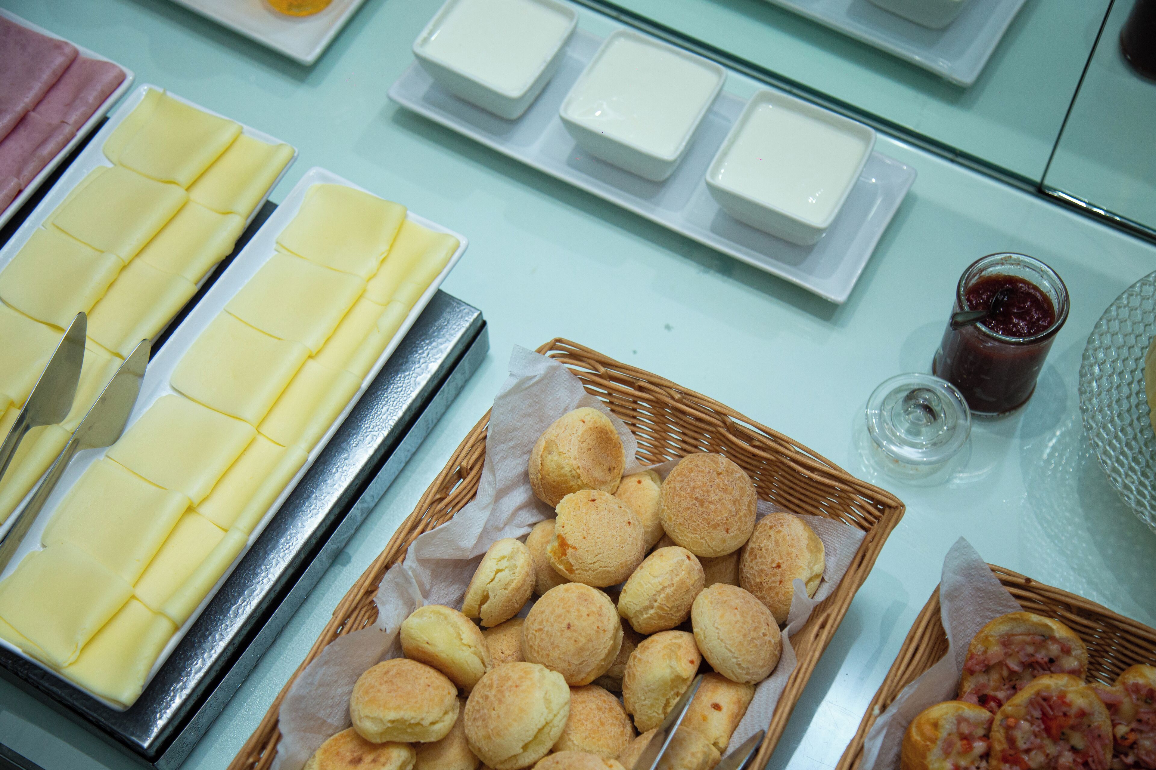 朝食ビュッフェ