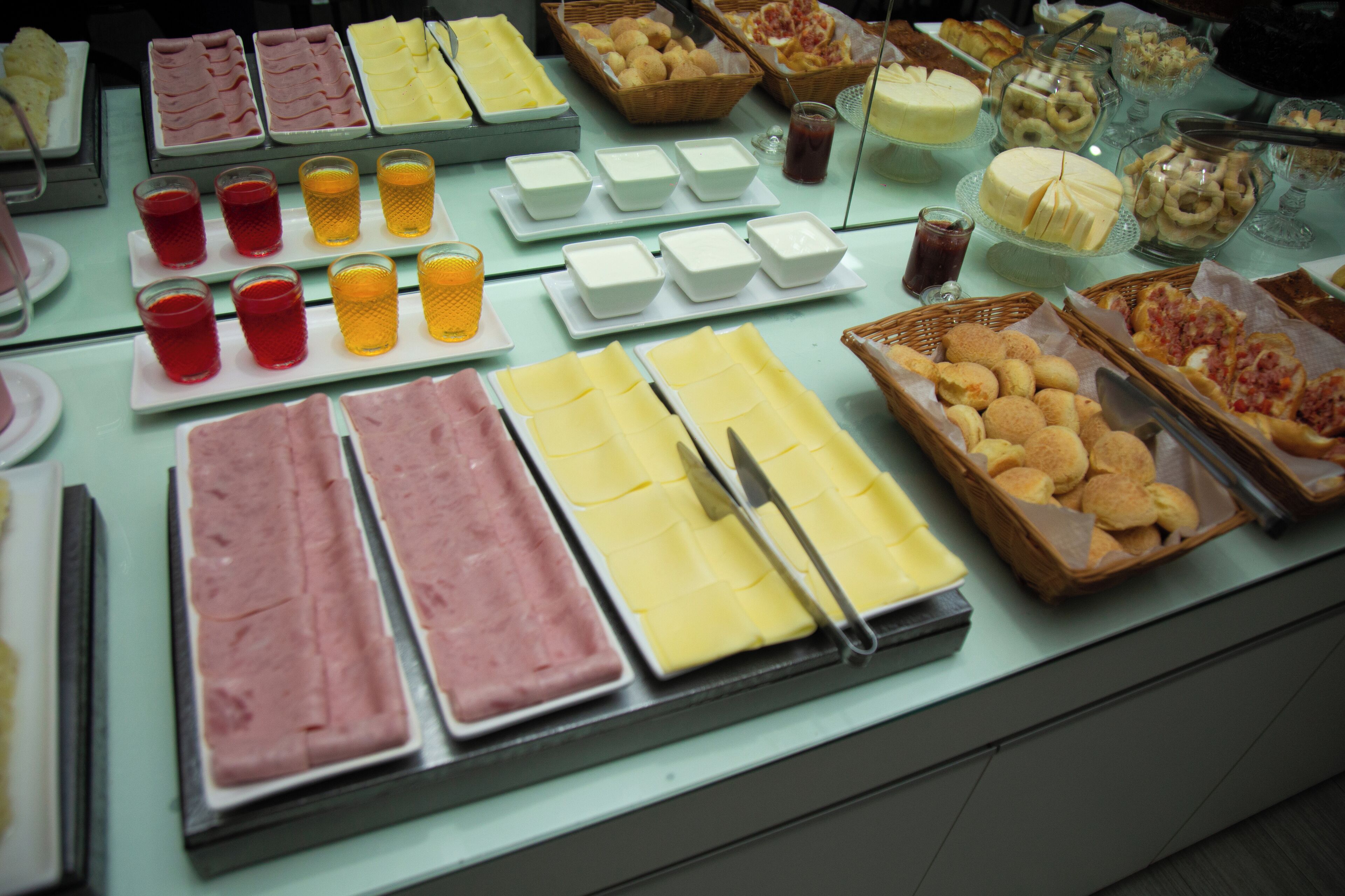 Bữa sáng buffet