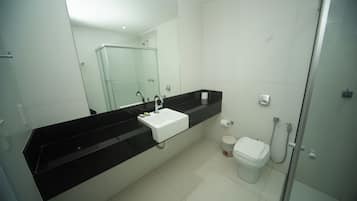 Superior Double Room | Bathroom | Bidet