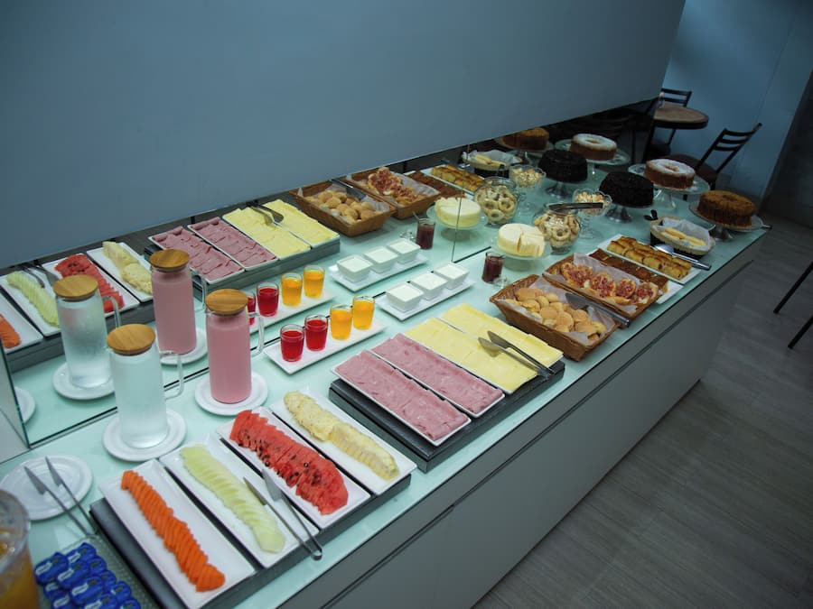Komplett frokost er inkludert hver dag