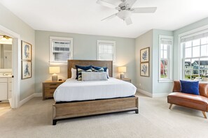 4 bedrooms, desk, iron/ironing board, travel crib