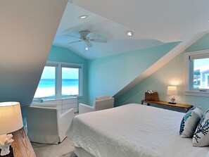 3 chambres, fer et planche à repasser, Wi-Fi, draps fournis