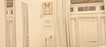 Charming B&B with AC  in Bowie MD