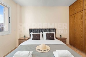1 bedroom, iron/ironing board, WiFi, bed sheets