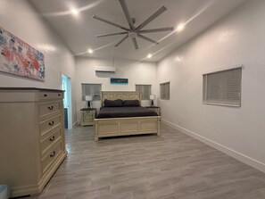 3 bedrooms, iron/ironing board, travel cot, free WiFi