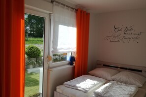 2 soverom, reiseseng for barn, wi-fi (inkludert) og sengetøy