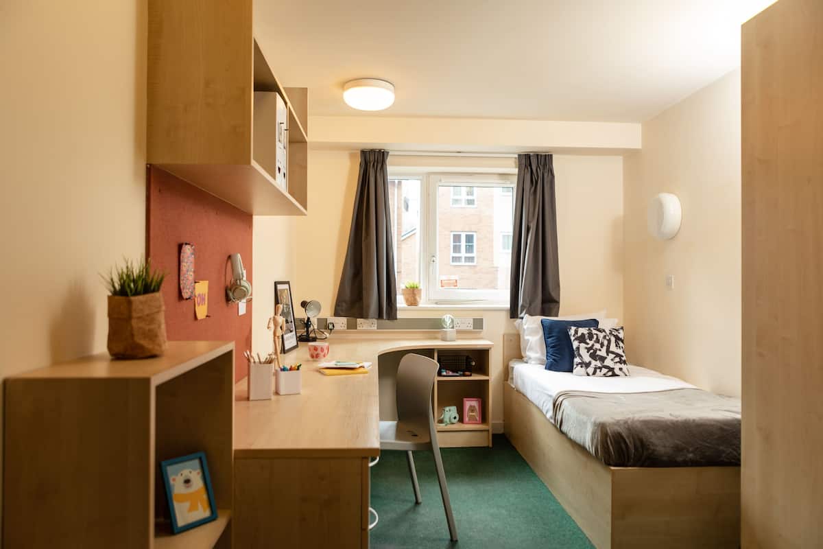 Single Room, Non Smoking | Blackout drapes, free WiFi