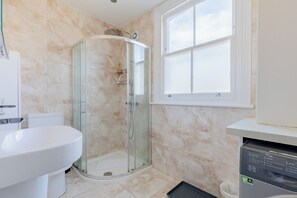 Dusche, Haartrockner