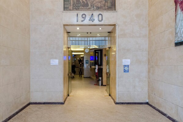 Lobby - Central Apartment Piazza Dante Genova (Genoa)
