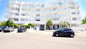 Apartment | Exterior - Apartment in Roses With Pool View (Roses)