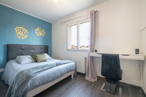 3 bedrooms, WiFi