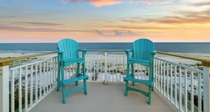 Gulf Front! Private Beach Access! Elevator! Dogs Allowed!