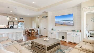 House, 3 Bedrooms | Living area | Smart TV, streaming services