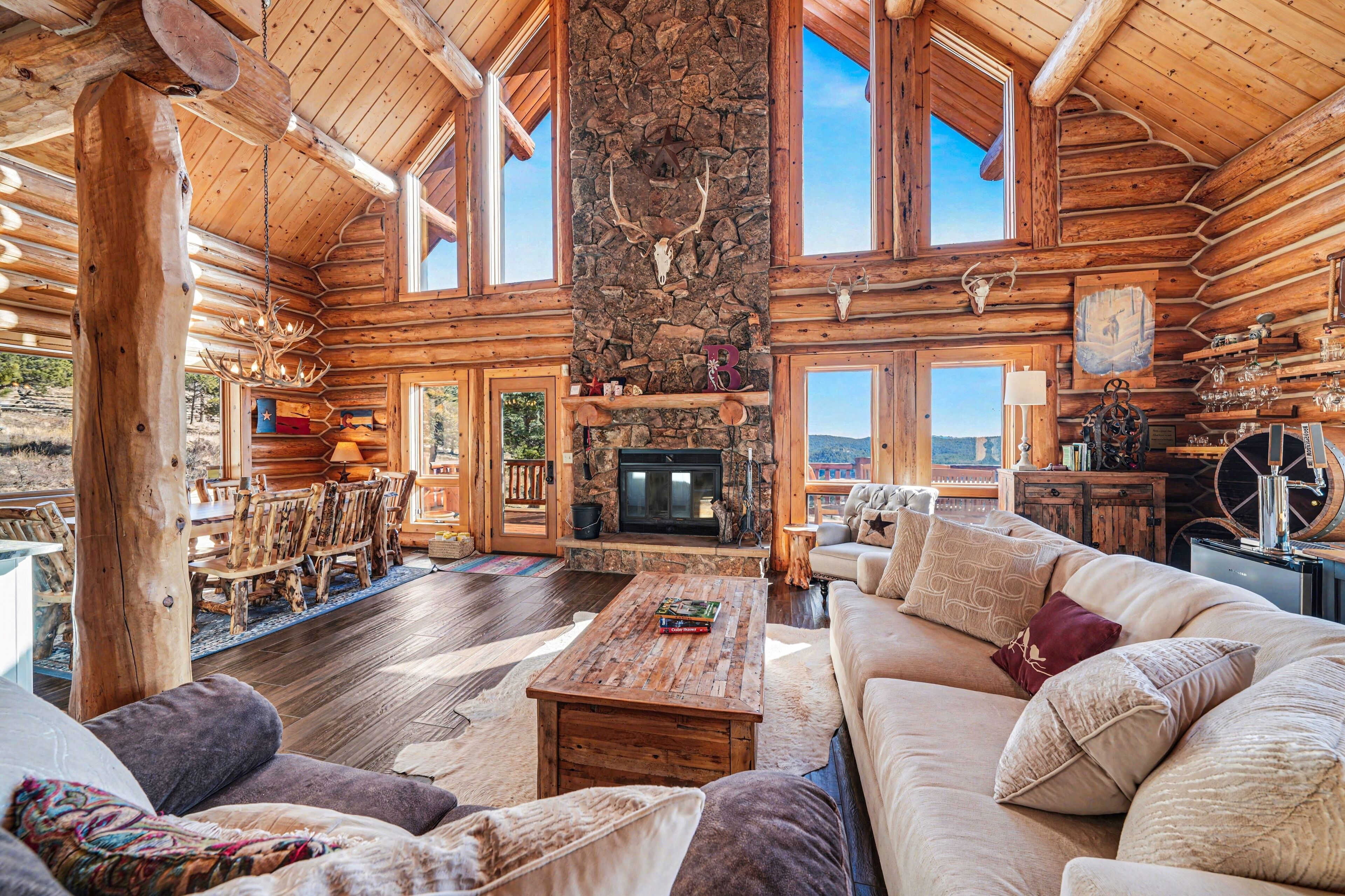 Cabin, 3 Bedrooms | Living area