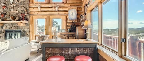 Cabin, 3 Bedrooms | Interior