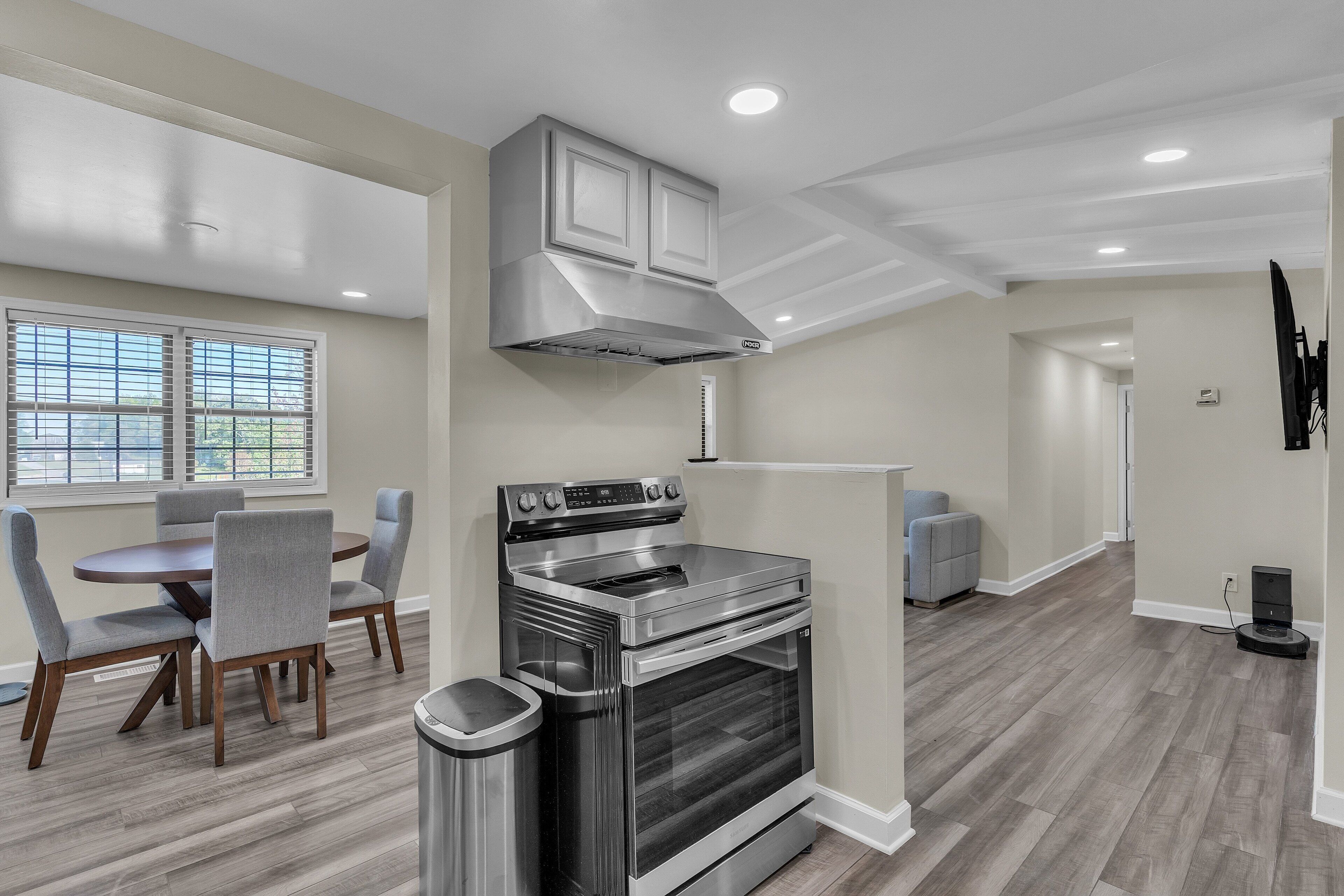 House, 4 Bedrooms | Interior