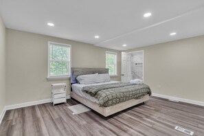 House, 4 Bedrooms