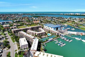 Marina - Unique Two-Story Cabana Condo| Anglers Cove (Marco Island)