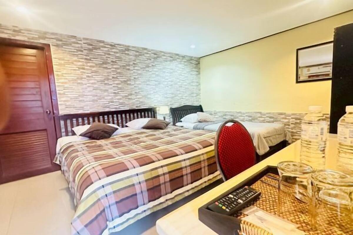 Wifi gratis y ropa de cama