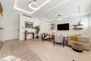 Fernseher, Arbeitsbereiche