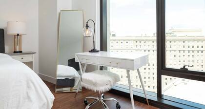 Back-Bay Lux Central 2BR Condo with Rooftop and Parking