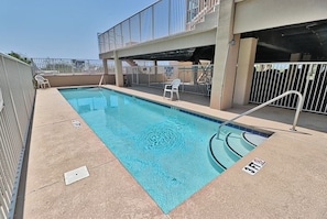 Pool - Oceanfront 3BR Family Condo with Pool and Views (North Myrtle Beach)