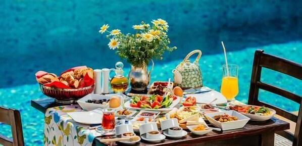 Front of property - Bella pietra otel (Cesme)