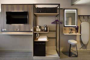 Room amenity - Premier Inn Belfast City Centre Alfred St (Belfast)