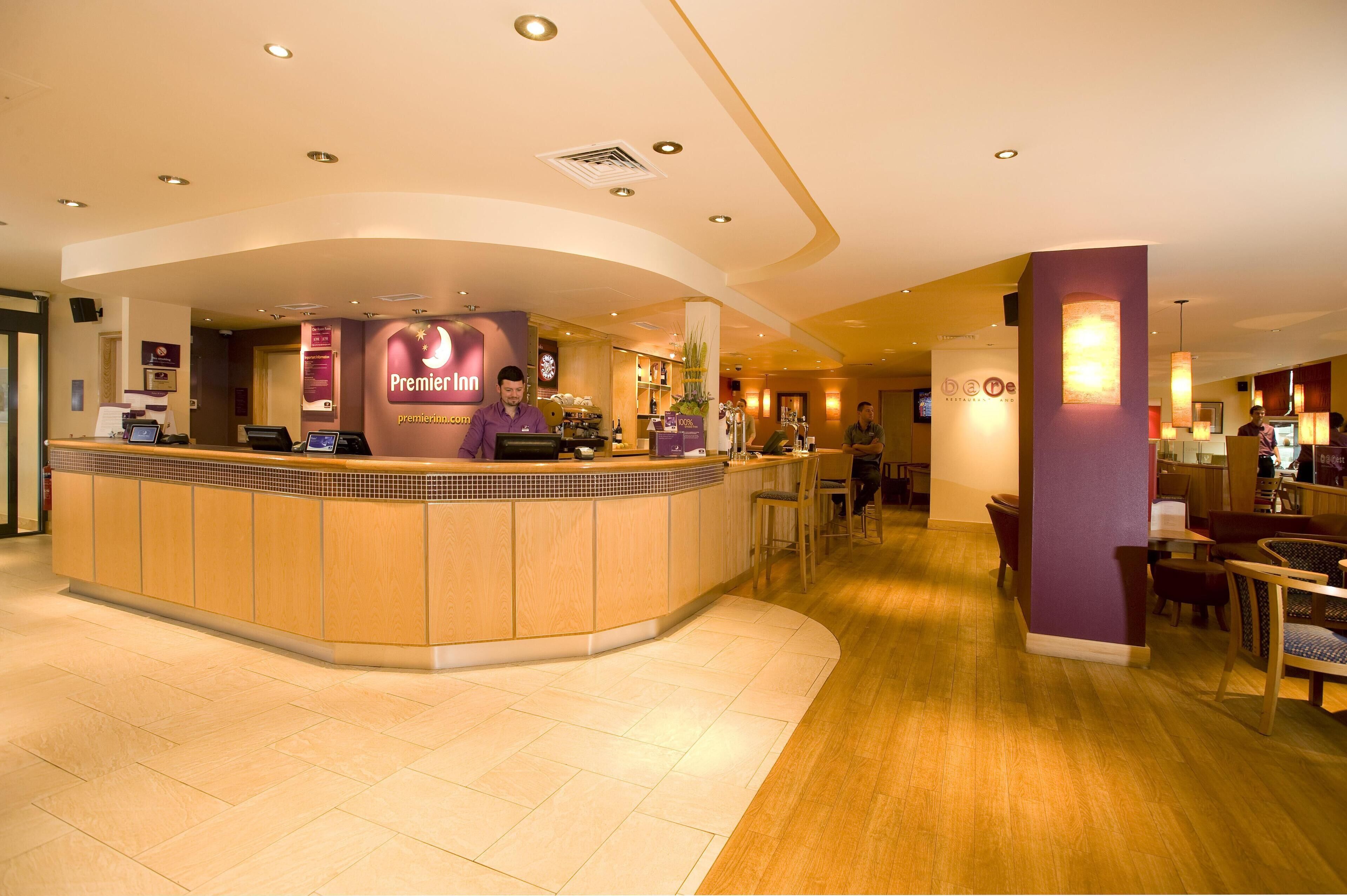 前台