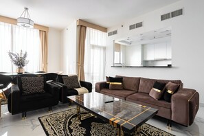 Living area - SIMPLY COMFORT Luxury 2Br Apt with Stunning Views Amna Tower (Dubai)