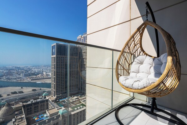 Appartement Prestige, 2 chambres, vue sur le canal | Terrasse/patio