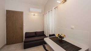Unclassified image, 4 of 35, button - Coastal Apartment in Sibenik-brodarica (Sibenik)