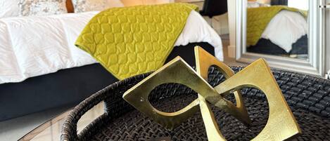 1 chambre, fer et planche à repasser, Wi-Fi, draps fournis