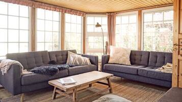 House | Living area