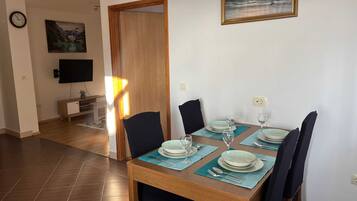 Apartment | Dining