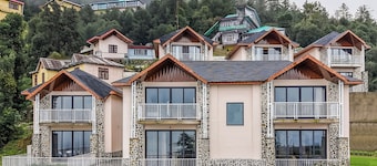 Shilayvas Cottages - Centrally Air Conditioned