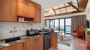 Luxury-Ferienhaus, Balkon, Bergblick | Eigene Küche