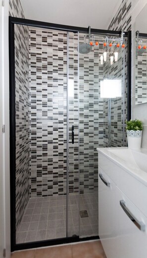 House | Bathroom