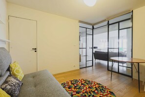 Apartment | Living area