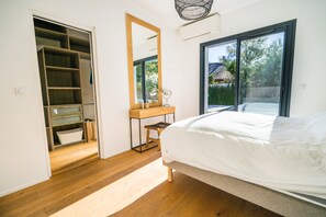 4 chambres, fer et planche à repasser, Wi-Fi gratuit, draps fournis