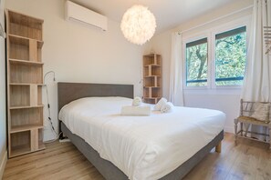 5 chambres, fer et planche à repasser, Wi-Fi gratuit, draps fournis