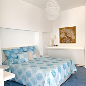 Superior Room, Sea View | In-room safe, desk, free WiFi - NONNA PASQUALINA ROOMS (Lipari)