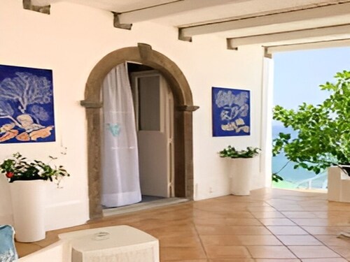 NONNA PASQUALINA ROOMS