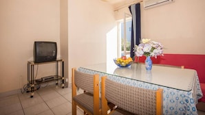 Sınıflandırılmamış resim, 33 üzerinden 3, düğme