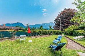 Hus Standard - flera sovrum - intill bergen (Antica Torre) | Restaurang utomhus