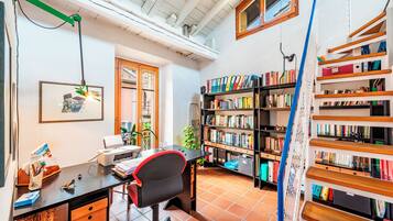 Standard House, Multiple Bedrooms, Mountainside (Antica Torre) | Business centre