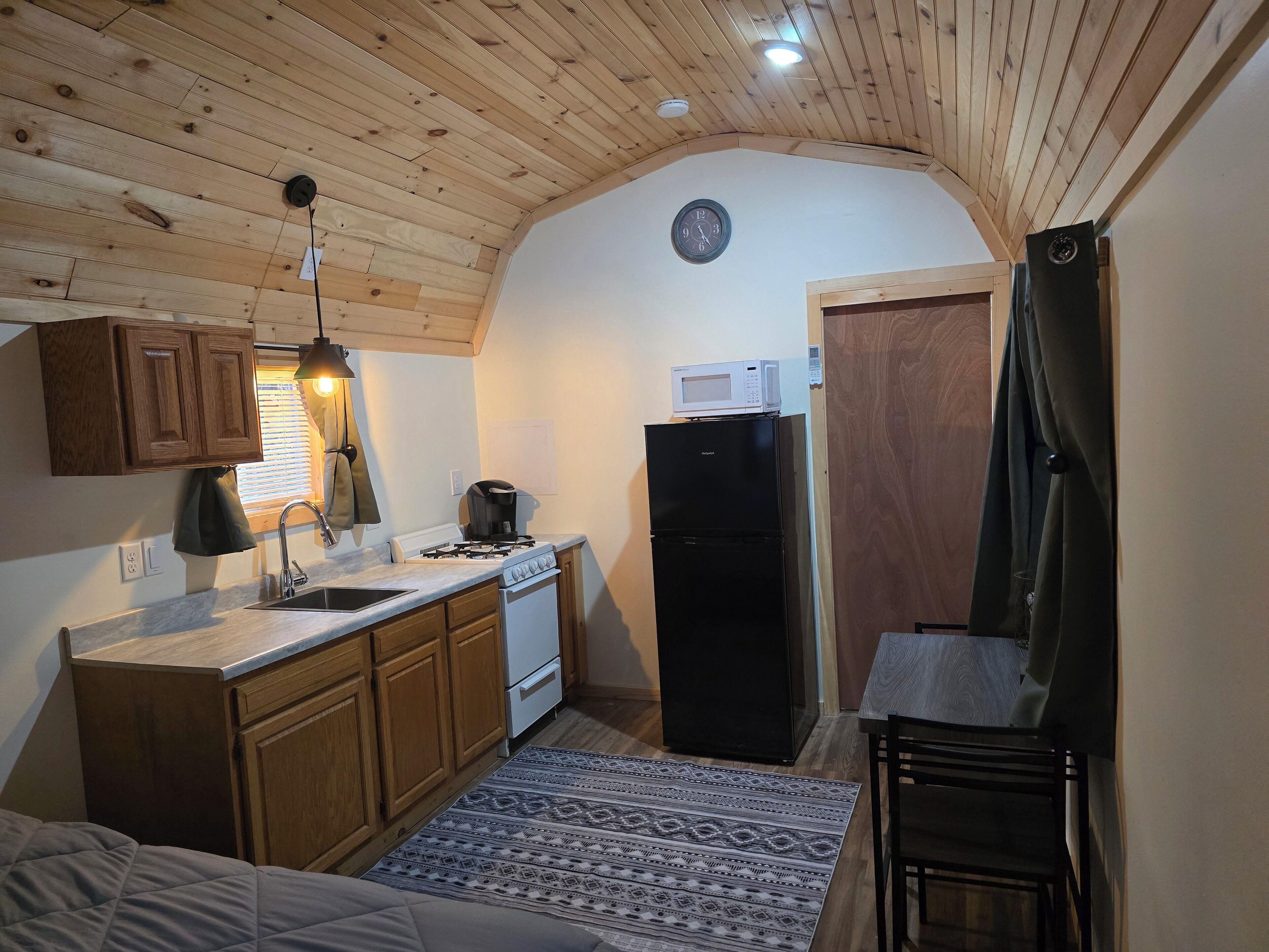 1 habitación y ropa de cama 