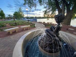 Property grounds - River City Apartment #1 with flex space (La Crosse)